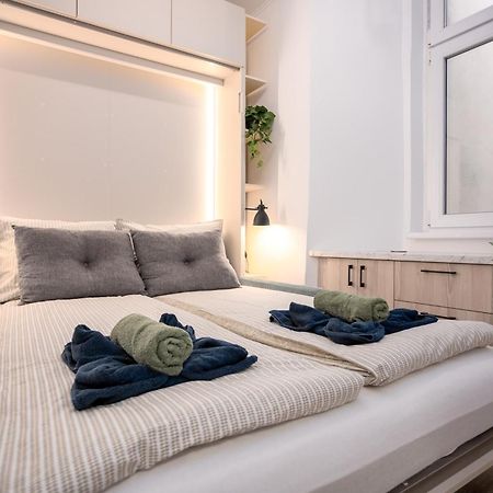 Relax Apartment By The Parliament ブダペスト エクステリア 写真